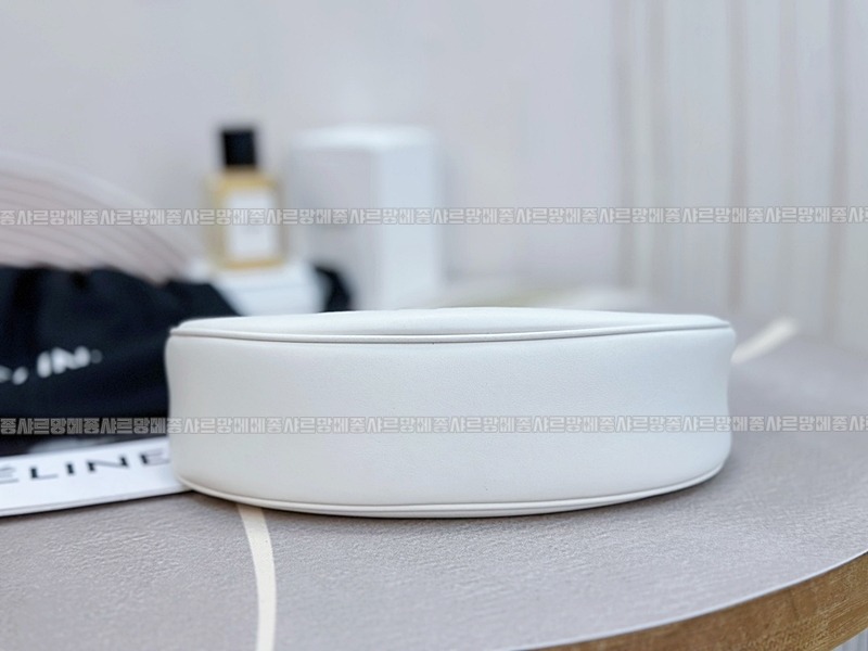 셀린느아바트리옹프백 20260308-150519-017루.jpg