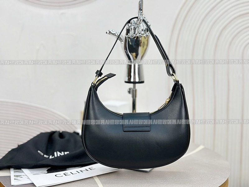 셀린느아바트리옹프백 20260308-151414-003루.jpg