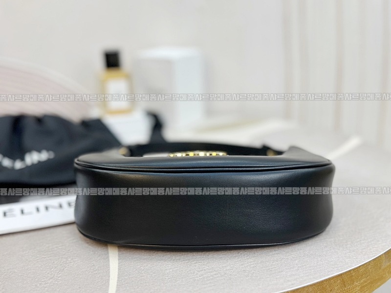 셀린느아바트리옹프백 20260308-151416-017루.jpg