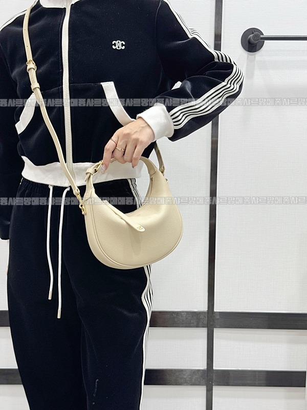 셀린느틴룰루백 20260308-154020-018루.jpg