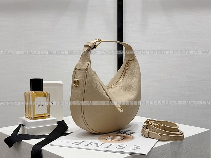 셀린느틴룰루백 20260308-154018-004루.jpg