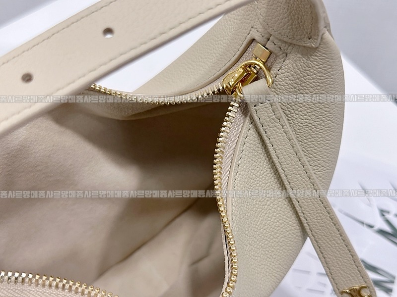 셀린느틴룰루백 20260308-154018-006루.jpg