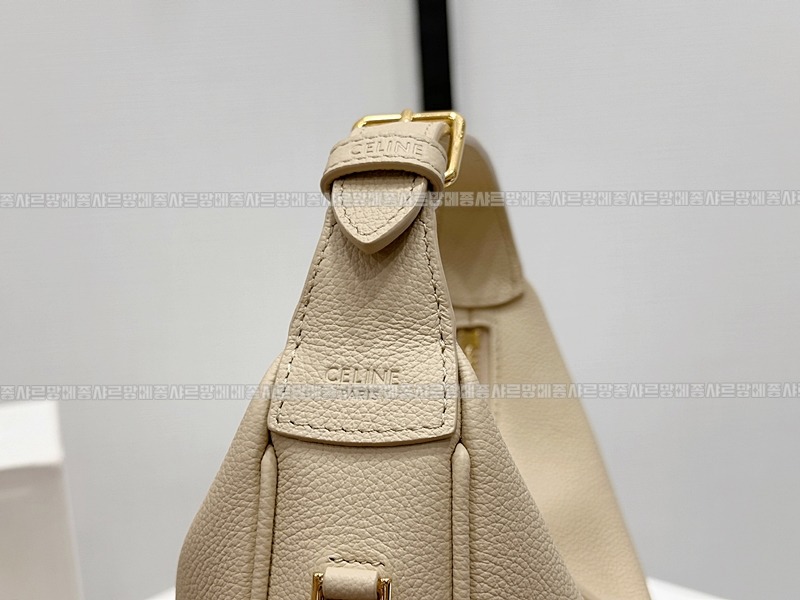 셀린느틴룰루백 20260308-154019-012루.jpg