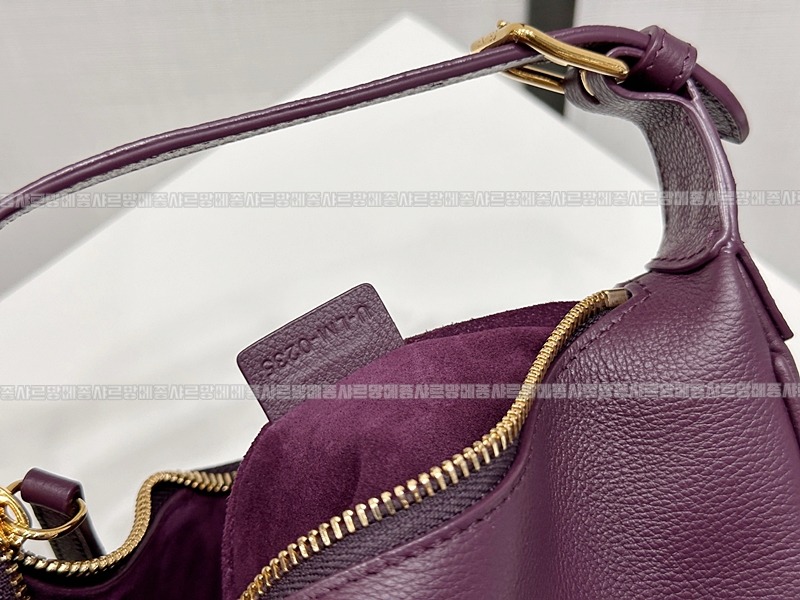 셀린느틴룰루백 20260308-154411-005루.jpg