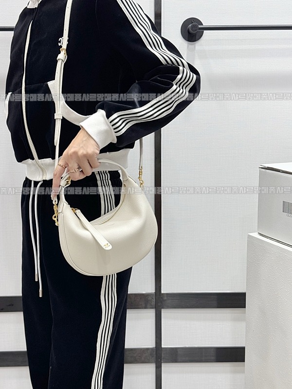 셀린느틴룰루백 20260308-154656-017루.jpg