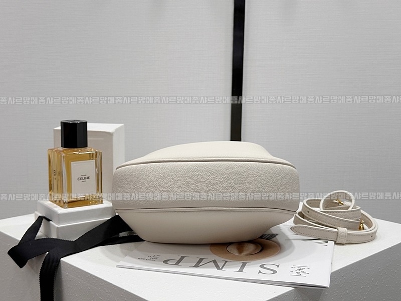 셀린느틴룰루백 20260308-154654-006루.jpg