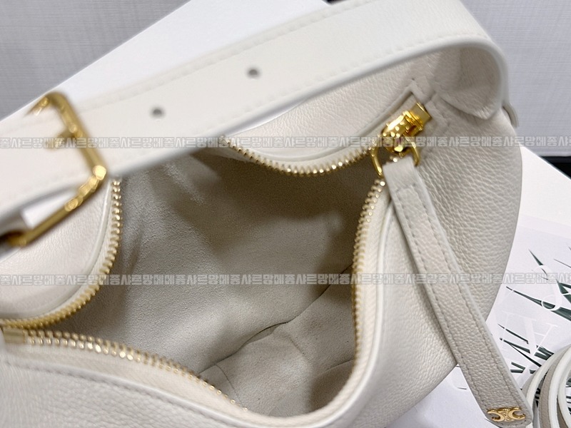 셀린느틴룰루백 20260308-154654-007루.jpg