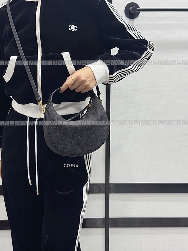 셀린느틴룰루백 20260308-155505-020루.jpg