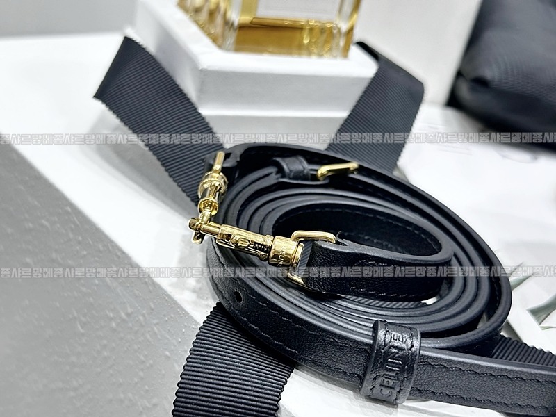 셀린느틴룰루백 20260308-155503-011루.jpg