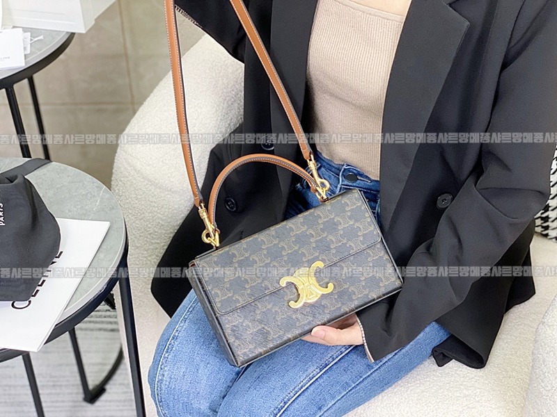 셀린느박스트리오페탑핸들백 20260308-160928-018루.jpg