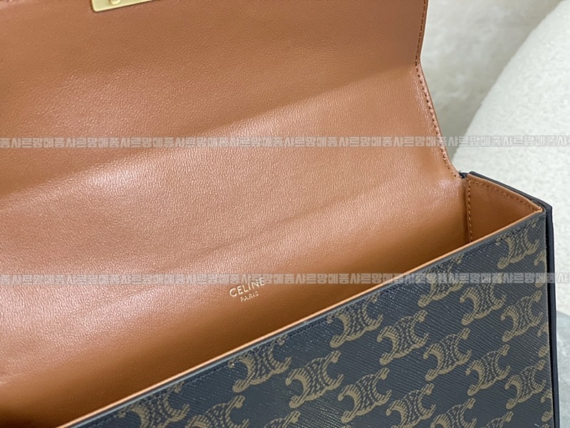 셀린느박스트리오페탑핸들백 20260308-160927-007루.jpg