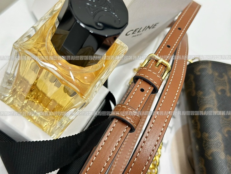 셀린느트리웅프캔버스멀티포세트 20260308-163113-013루.jpg