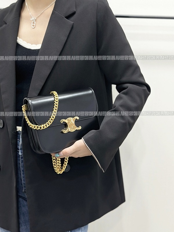 셀린느클래식트리옹프미디움체인백 20260308-164001-016루.jpg