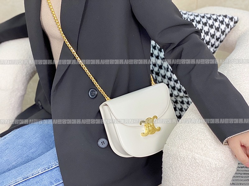 셀린느클레아베사체틴체인숄더백 20260308-165518-017루.jpg