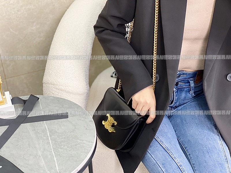 셀린느클레아베사체틴체인숄더백 20260308-170049-018루.jpg