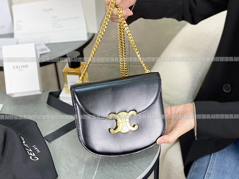 셀린느클레아베사체틴체인숄더백 20260308-170049-019루.jpg