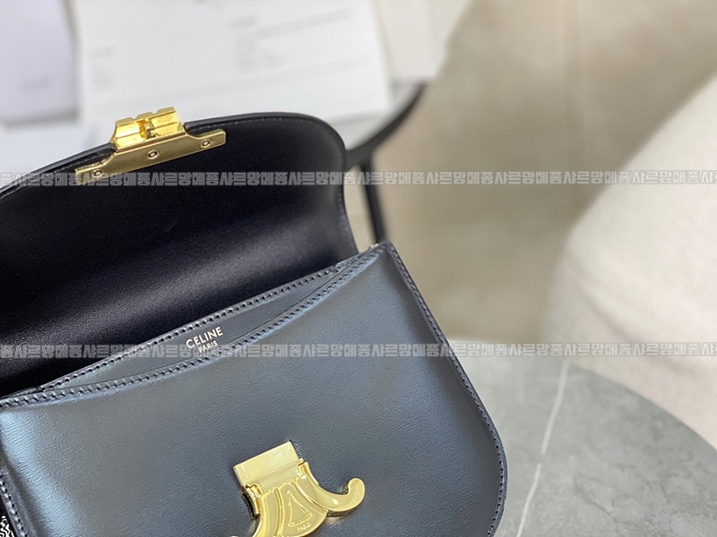 셀린느클레아베사체틴체인숄더백 20260308-170048-006루.jpg