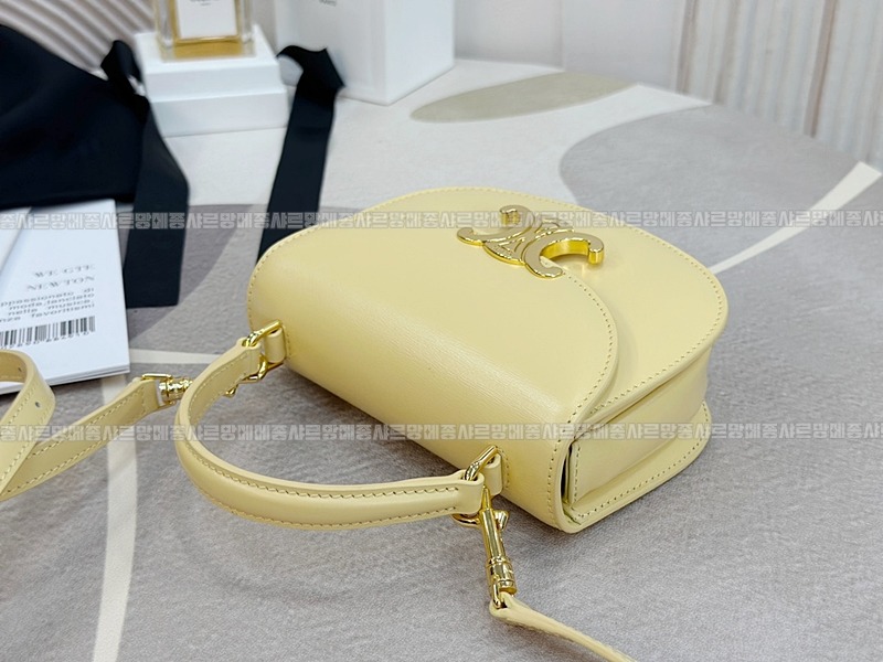 셀린느크레아베사체백미니 20260308-170940-005루.jpg