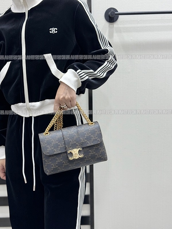 셀린빅투아르백트리옹프스몰 20260309-104350-022루.jpg