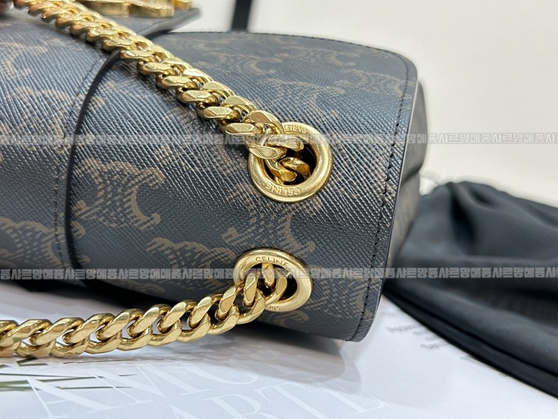 셀린빅투아르백트리옹프스몰 20260309-104348-013루.jpg