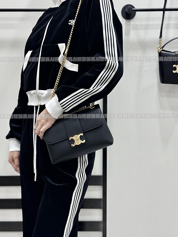 셀린빅투아르백스몰 20260309-105251-018루.jpg