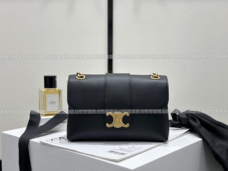 셀린빅투아르백스몰 20260309-105249-001루.jpg