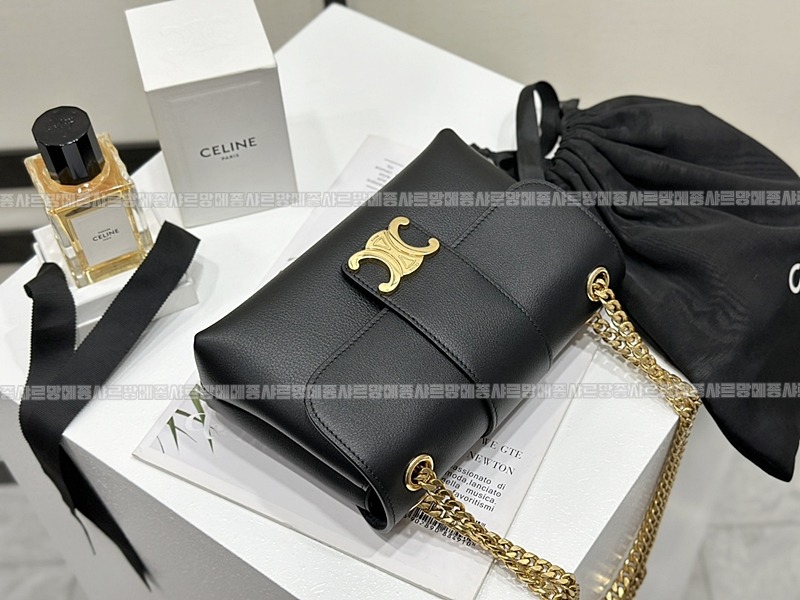 셀린빅투아르백스몰 20260309-105249-005루.jpg