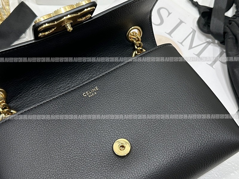 셀린빅투아르백스몰 20260309-105249-008루.jpg