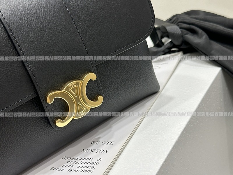 셀린빅투아르백스몰 20260309-105249-010루.jpg