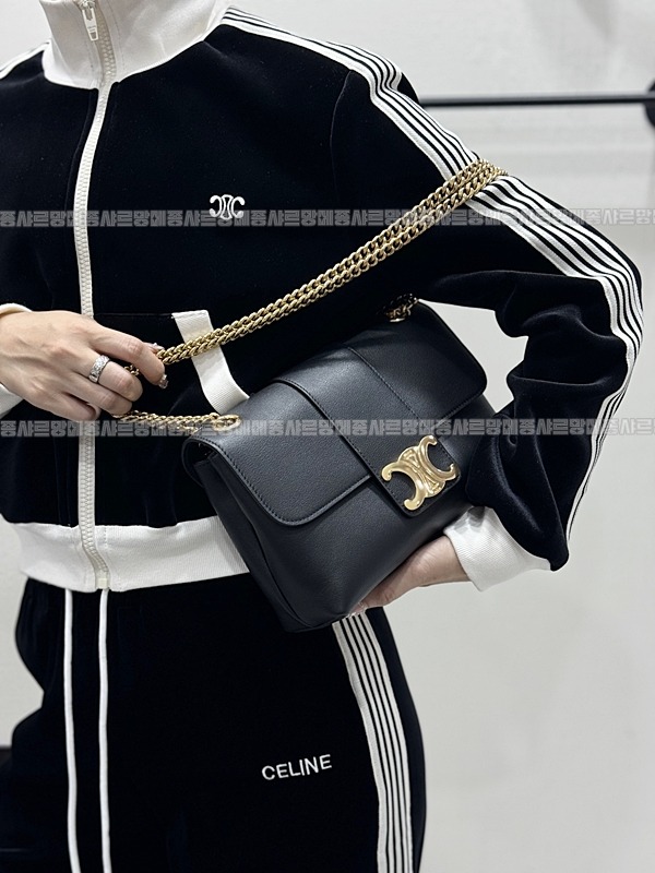 셀린빅투아르백스몰 20260309-112421-020루.jpg