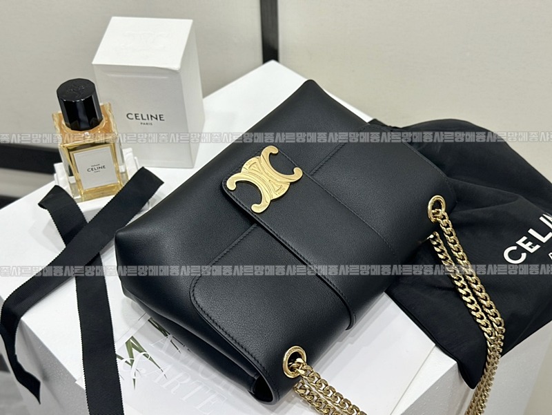 셀린빅투아르백스몰 20260309-112419-006루.jpg