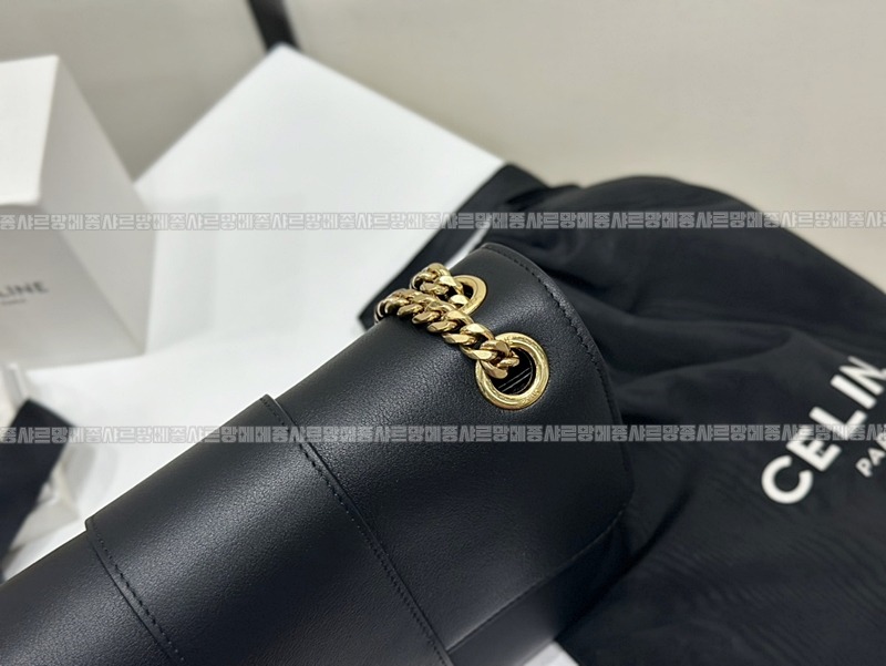 셀린빅투아르백스몰 20260309-112419-008루.jpg