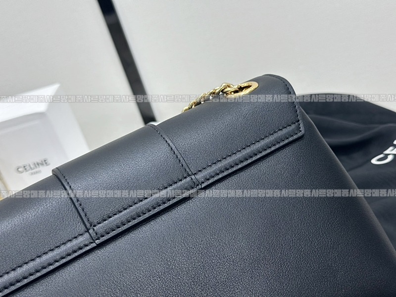 셀린빅투아르백스몰 20260309-112420-013루.jpg