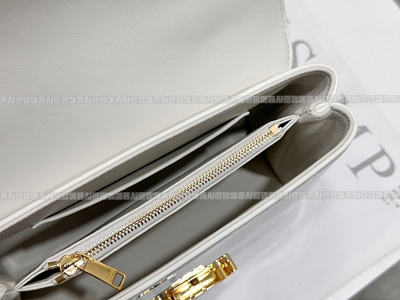 셀린느틴니노백 20260309-141819-009루.jpg