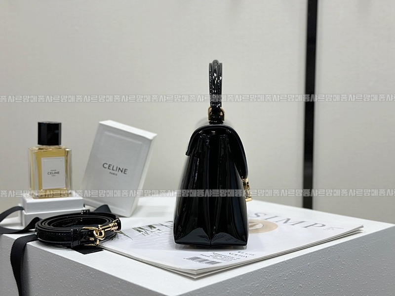 셀린느틴니노백 20260309-142113-006루.jpg