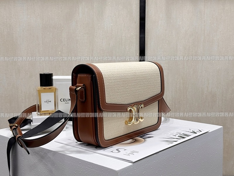 셀린느틴트리옹프숄더백스몰  20260309-152015-003루.jpg