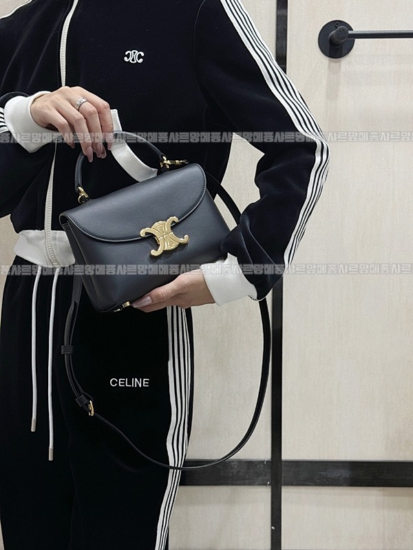 셀린느틴니노백  20260309-155635-020루.jpg