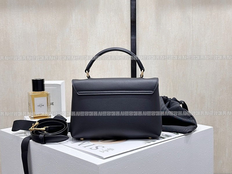 셀린느틴니노백  20260309-155631-002루.jpg