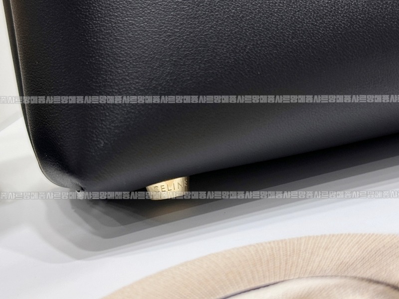 셀린느틴니노백  20260309-155633-014루.jpg