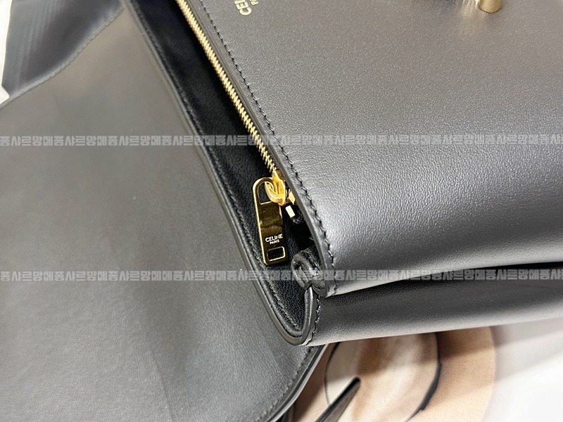 셀린느틴니노백  20260309-155633-015루.jpg