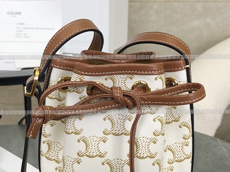 셀린느드로우스트링배스몰  20260309-161922-012루.jpg