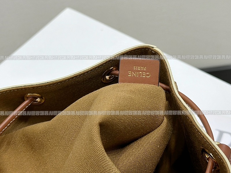 셀린느마이크로세일러트리옹프  20260310-101614-008루.jpg