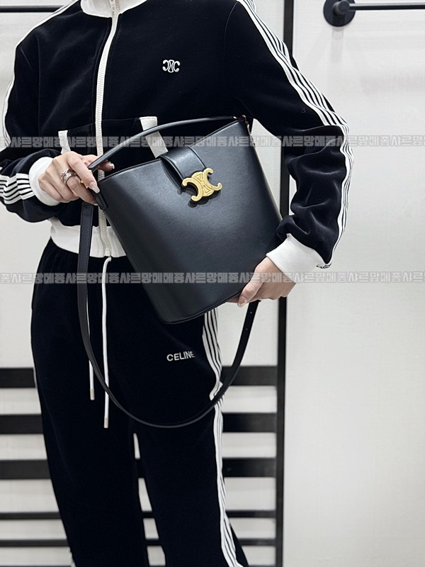 셀린느루이즈백  20260310-125441-021루.jpg