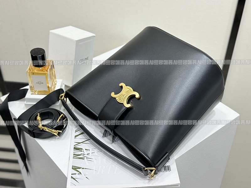 셀린느루이즈백  20260310-125439-007루.jpg