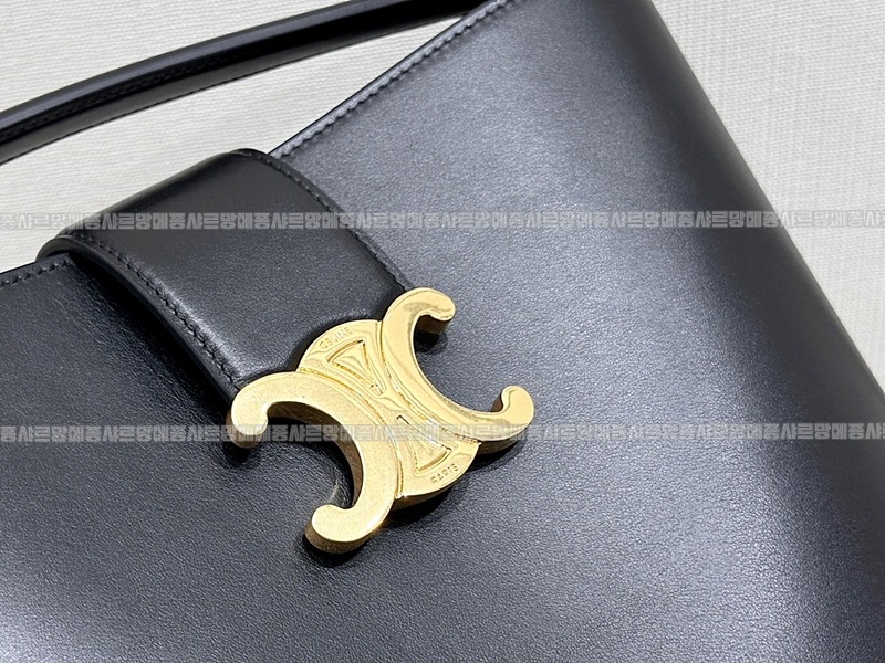 셀린느루이즈백  20260310-125440-010루.jpg