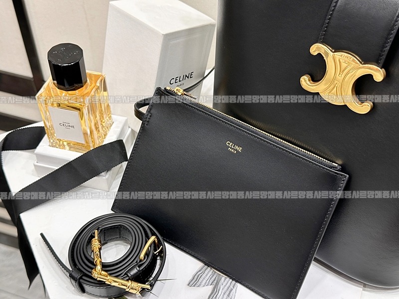 셀린느루이즈백  20260310-125440-016루.jpg