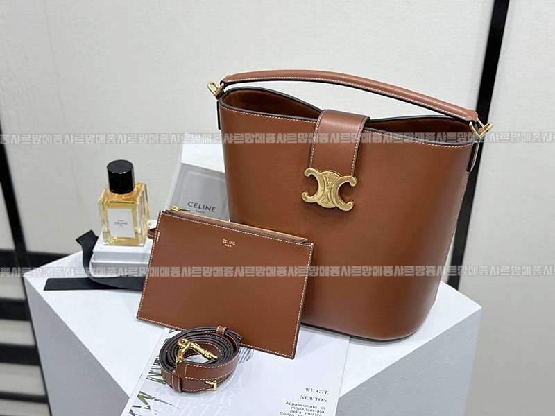 셀린느루이즈백  20260310-125749-003루.jpg