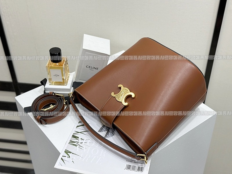 셀린느루이즈백  20260310-125749-006루.jpg