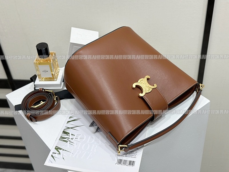 셀린느루이즈백  20260310-125750-014루.jpg