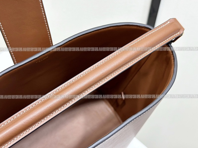 셀린느루이즈백  20260310-125750-015루.jpg